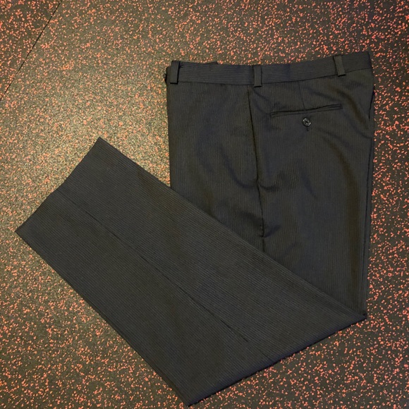 Calvin Klein Black w/ Pinstripe Dress Pants. Size- 34×30 - Picture 3 of 10
